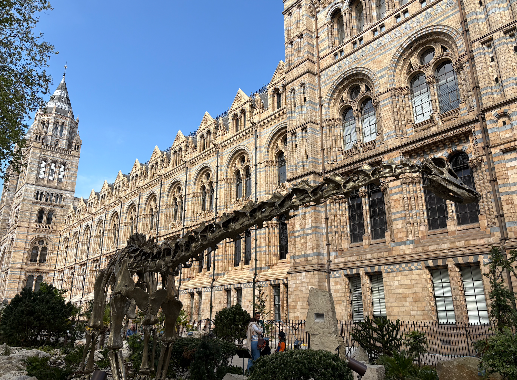 歐洲旅遊 - 倫敦自由行(上):自然歷史博物館、大笨鐘、倫敦眼、Piccadilly Circus 和 SOHO 區!